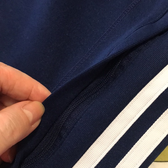 Adidas - Picture 5 of 7